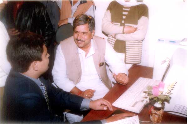 Opening ceremony of JindCity.com (Version 1.0) by Surender Singh Barwala (Member of Parliament 2000)